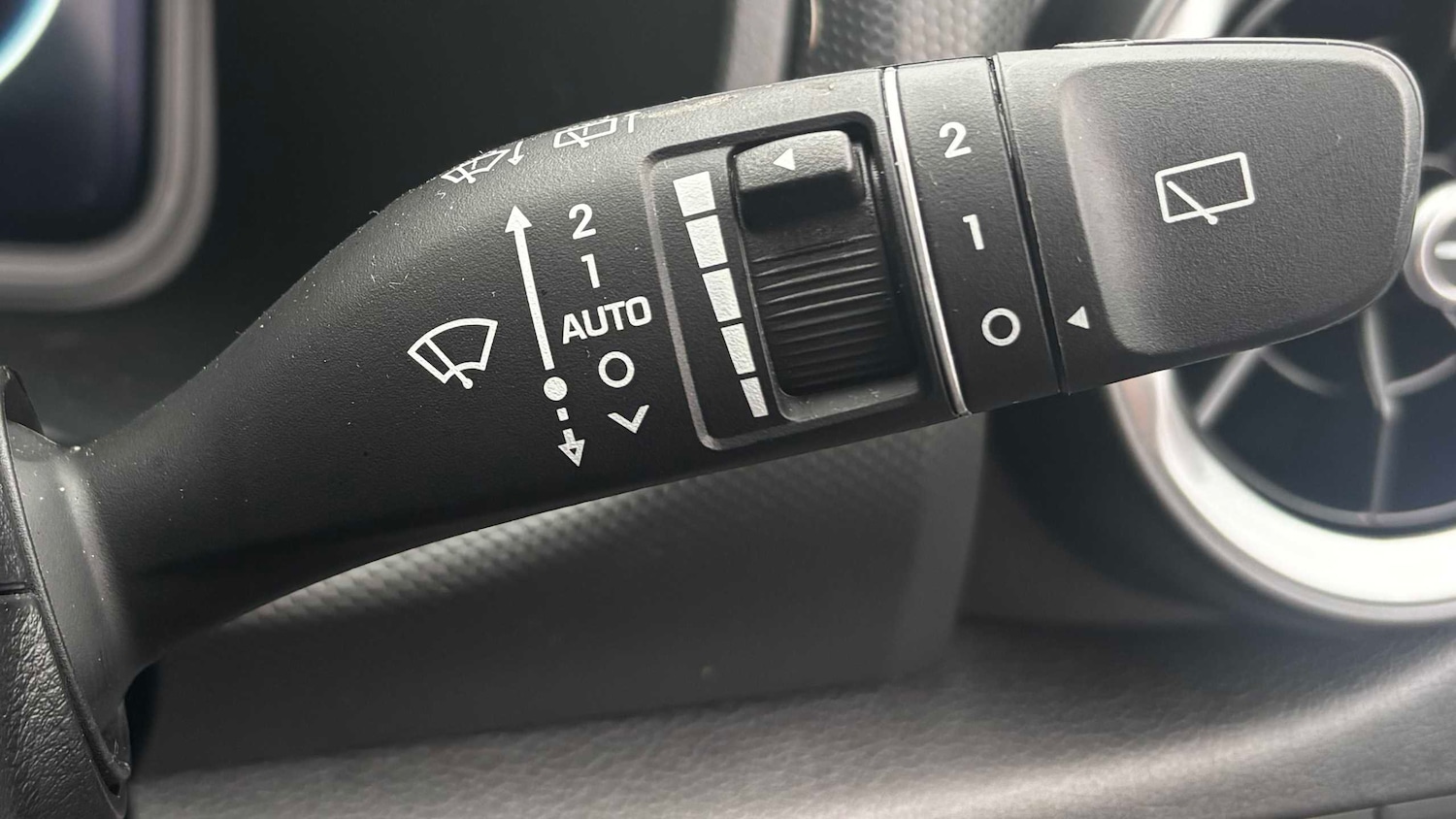 Used Hyundai KONA 2022 for sale - 76576054: Photo 18