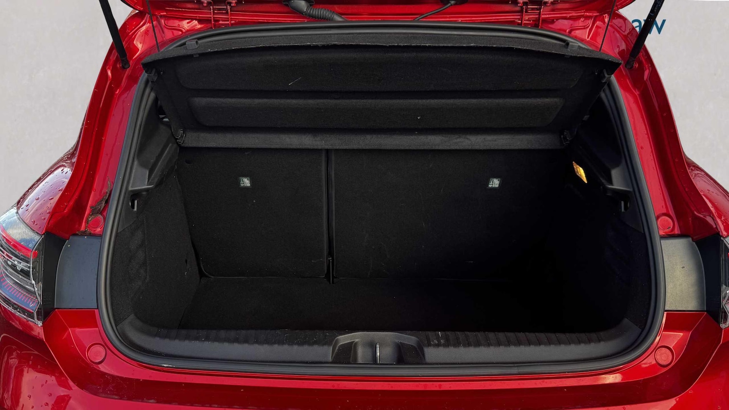 Used Renault Clio 2025 for sale - 77348096: Photo 17