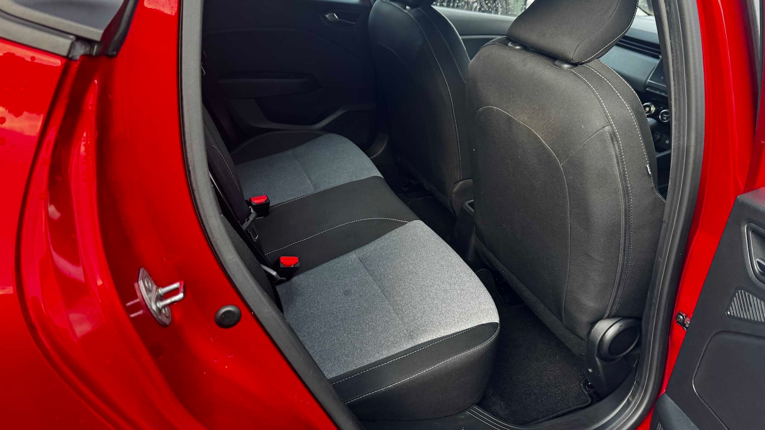 Used Renault Clio 2025 for sale - 77348096: Photo 18