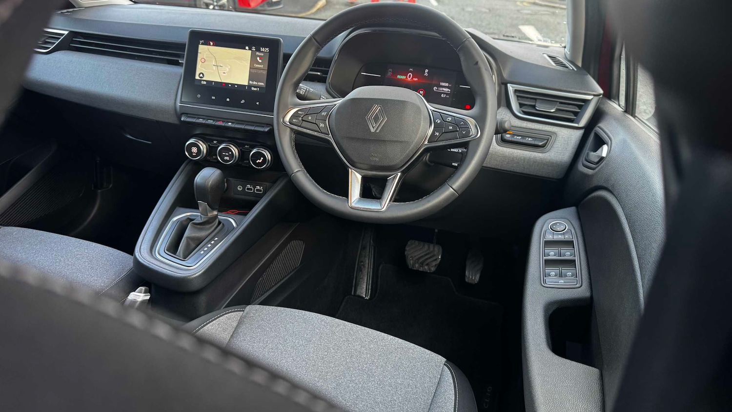 Used Renault Clio 2025 for sale - 77348096: Photo 19