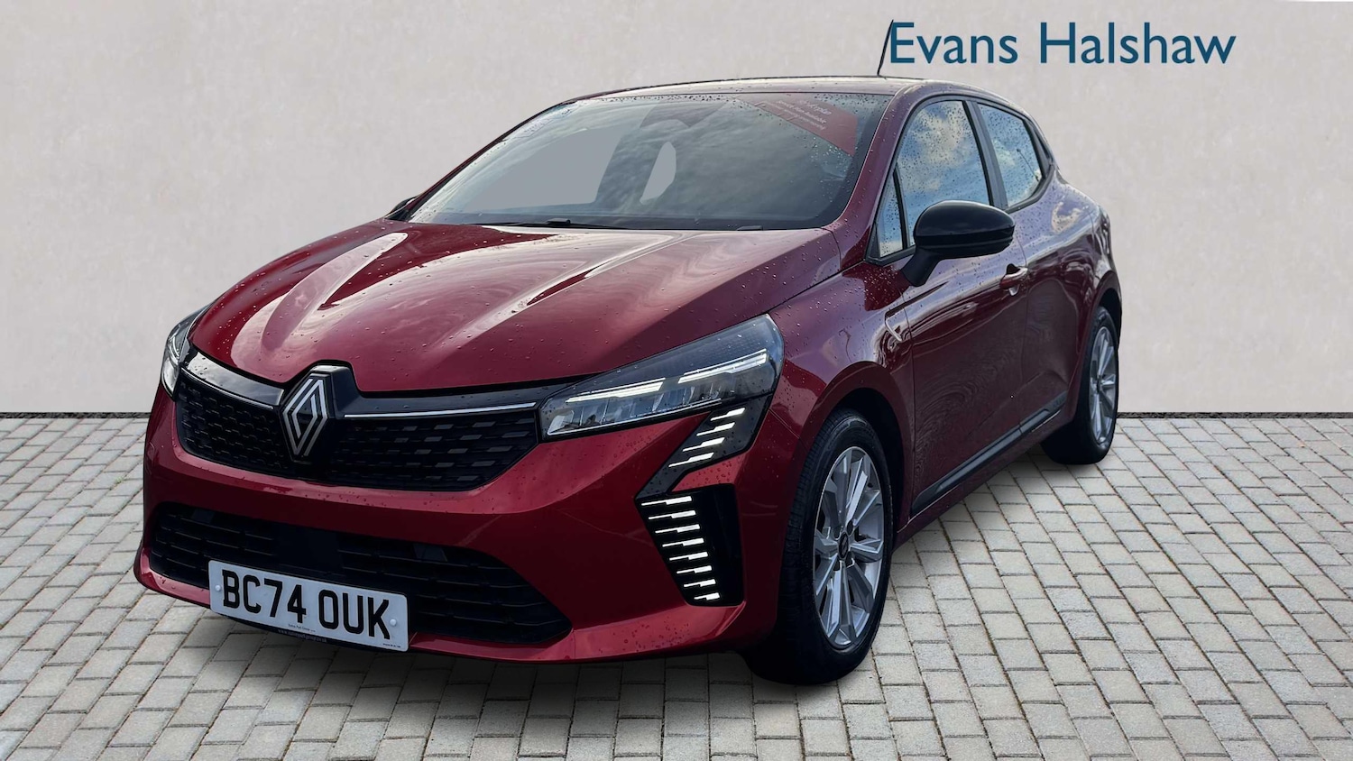 Used Renault Clio 2025 for sale - 77348096: Photo 3