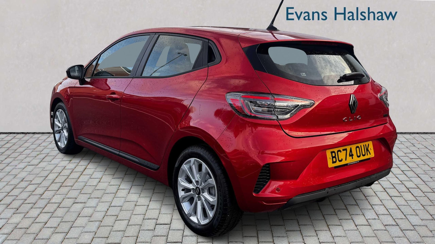 Used Renault Clio 2025 for sale - 77348096: Photo 5