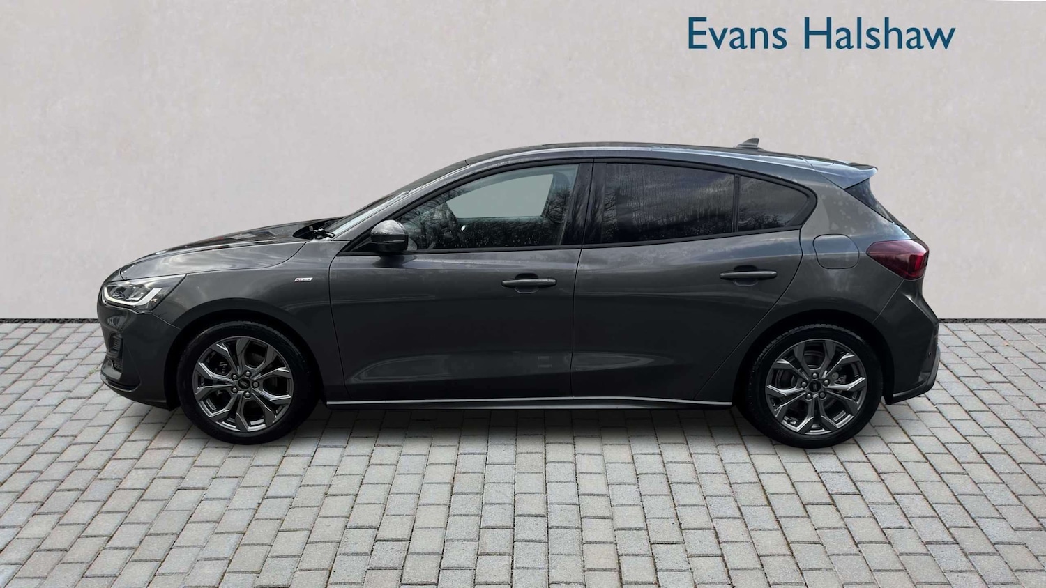 Used Ford Focus 2024 for sale - 77842431: Photo 4