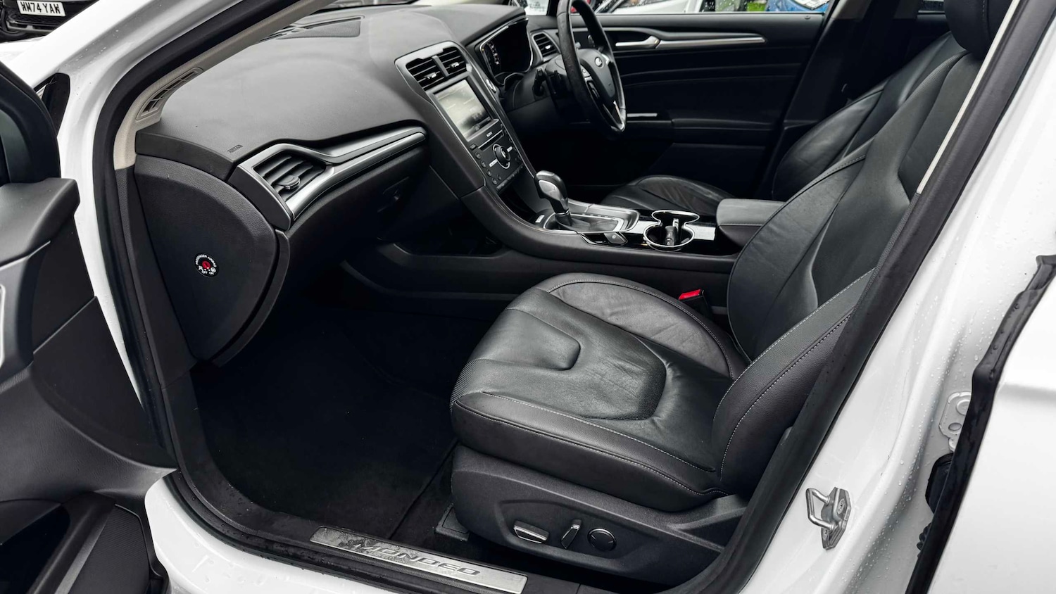 Used Ford Mondeo 2016 for sale - 77058289: Photo 14