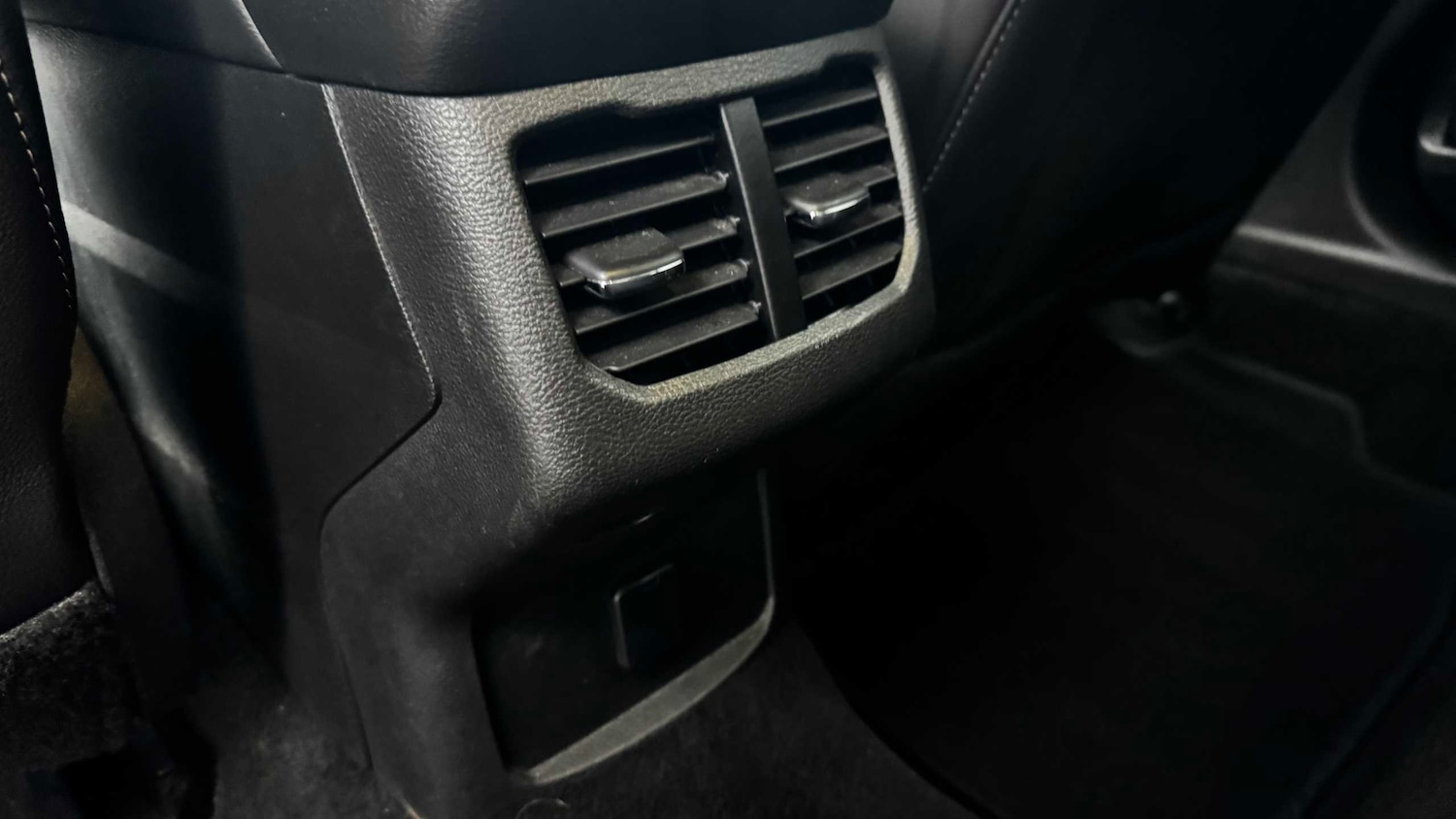 Used Ford Mondeo 2016 for sale - 77058289: Photo 17