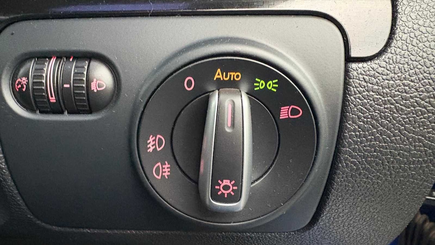 Used Volkswagen Scirocco 2016 for sale - 77526807: Photo 19