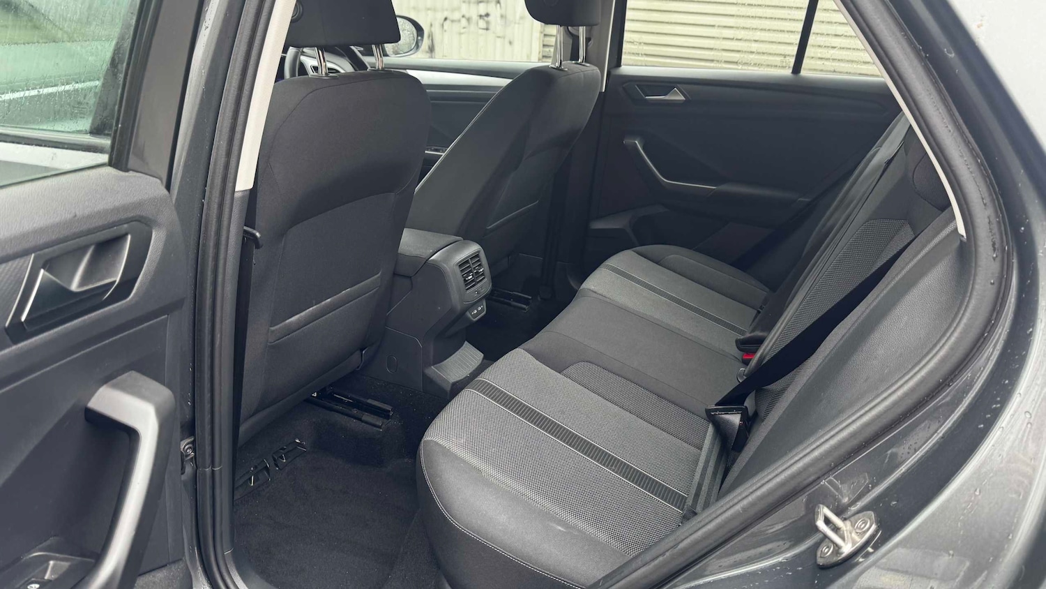 Used Volkswagen T-Roc 2023 for sale - 77787133: Photo 14