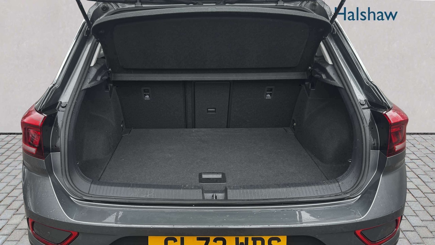 Used Volkswagen T-Roc 2023 for sale - 77787133: Photo 19