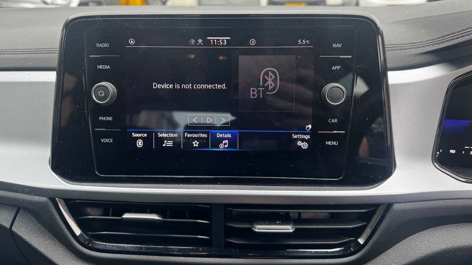 Used Volkswagen T-Roc 2023 for sale - 77787133: Photo 34