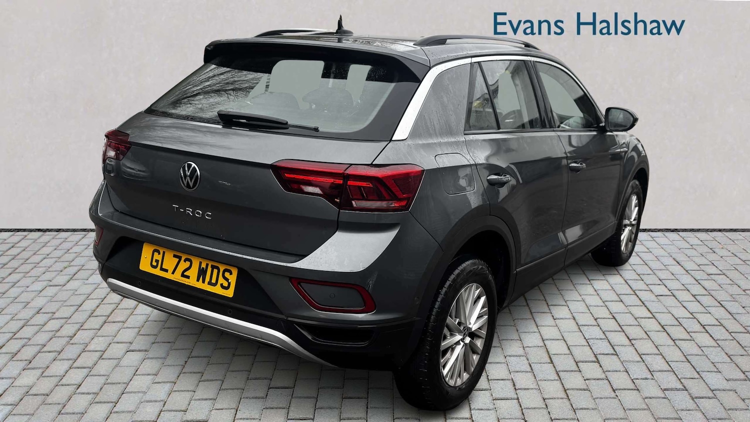 Used Volkswagen T-Roc 2023 for sale - 77787133: Photo 7