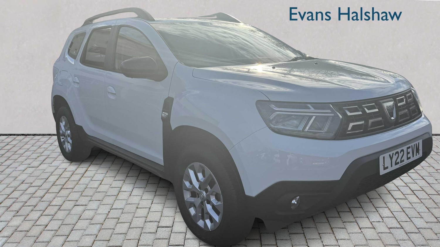 Used Dacia Duster 2022 for sale - 76827589: Photo 2