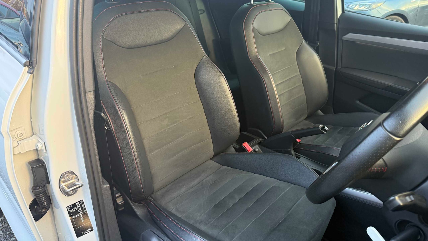 Used SEAT Arona 2021 for sale - 77018812: Photo 2