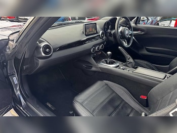 Used Fiat 124 Spider 2018 for sale - 77112394: Photo