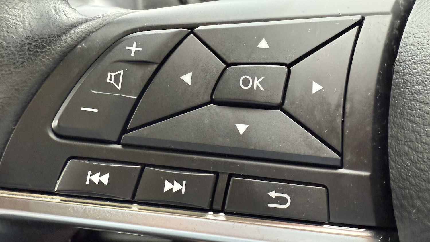 Used Nissan Juke 2023 for sale - 76141802: Photo 22