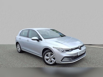 Used Volkswagen Golf 2023 for sale - 76390597: Photo