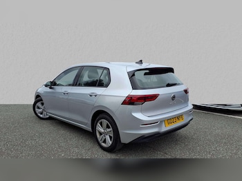 Used Volkswagen Golf 2023 for sale - 76390597: Photo