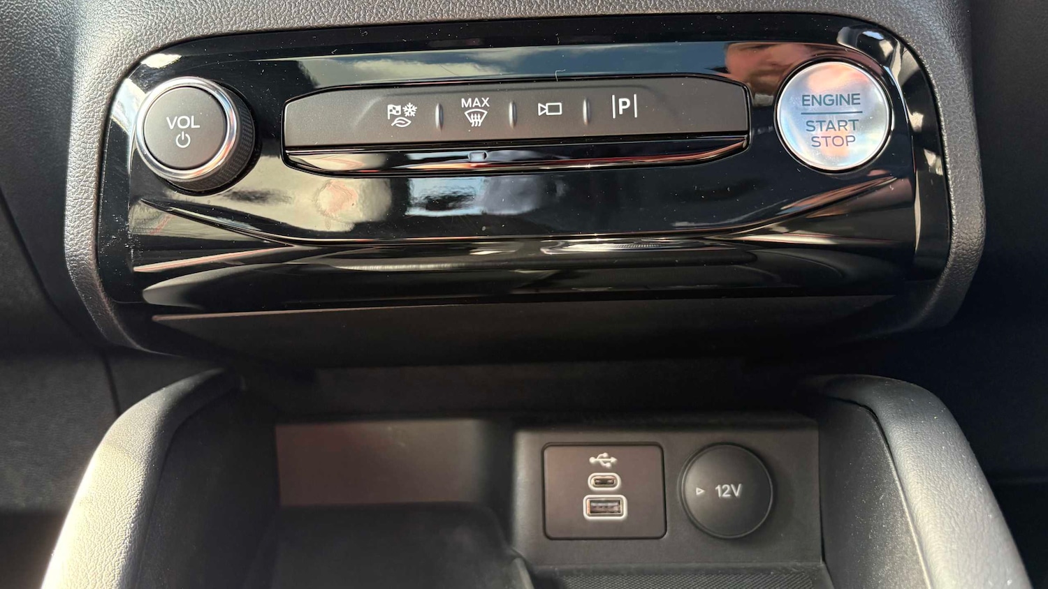 Used Ford Kuga 2024 for sale - 78118855: Photo 33