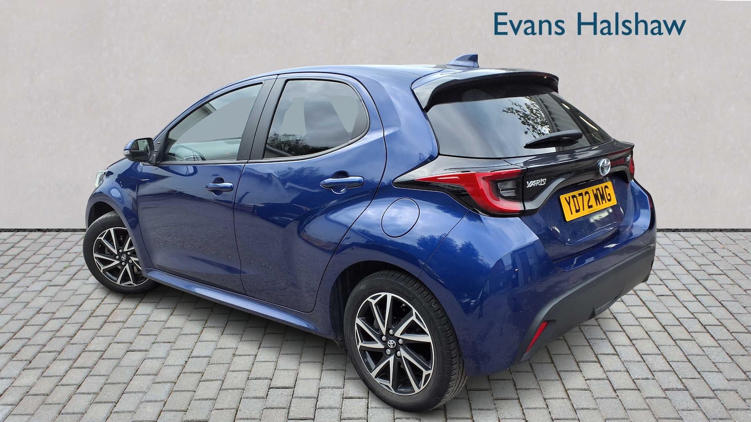 Used Toyota Yaris 2022 for sale - 76156071: Photo 2