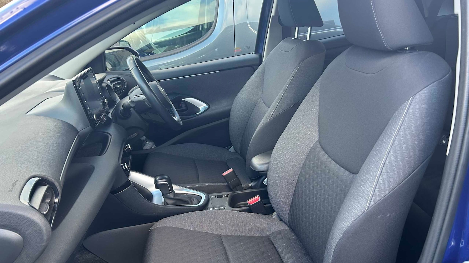 Used Toyota Yaris 2022 for sale - 76156071: Photo 25