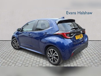 Used Toyota Yaris 2022 for sale - 76156071: Photo 2