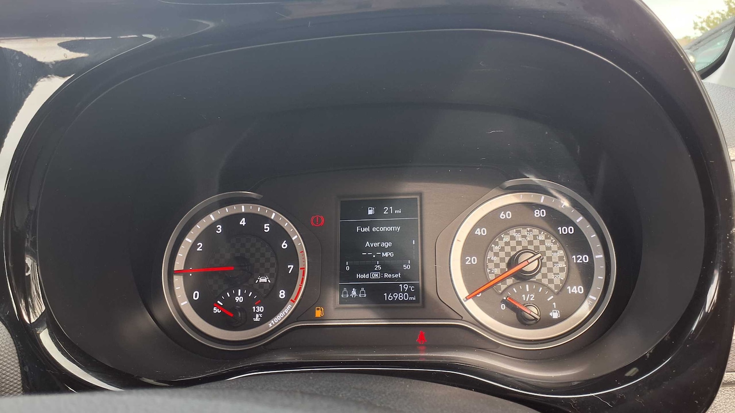 Used Hyundai i10 2022 for sale - 76063260: Photo 29