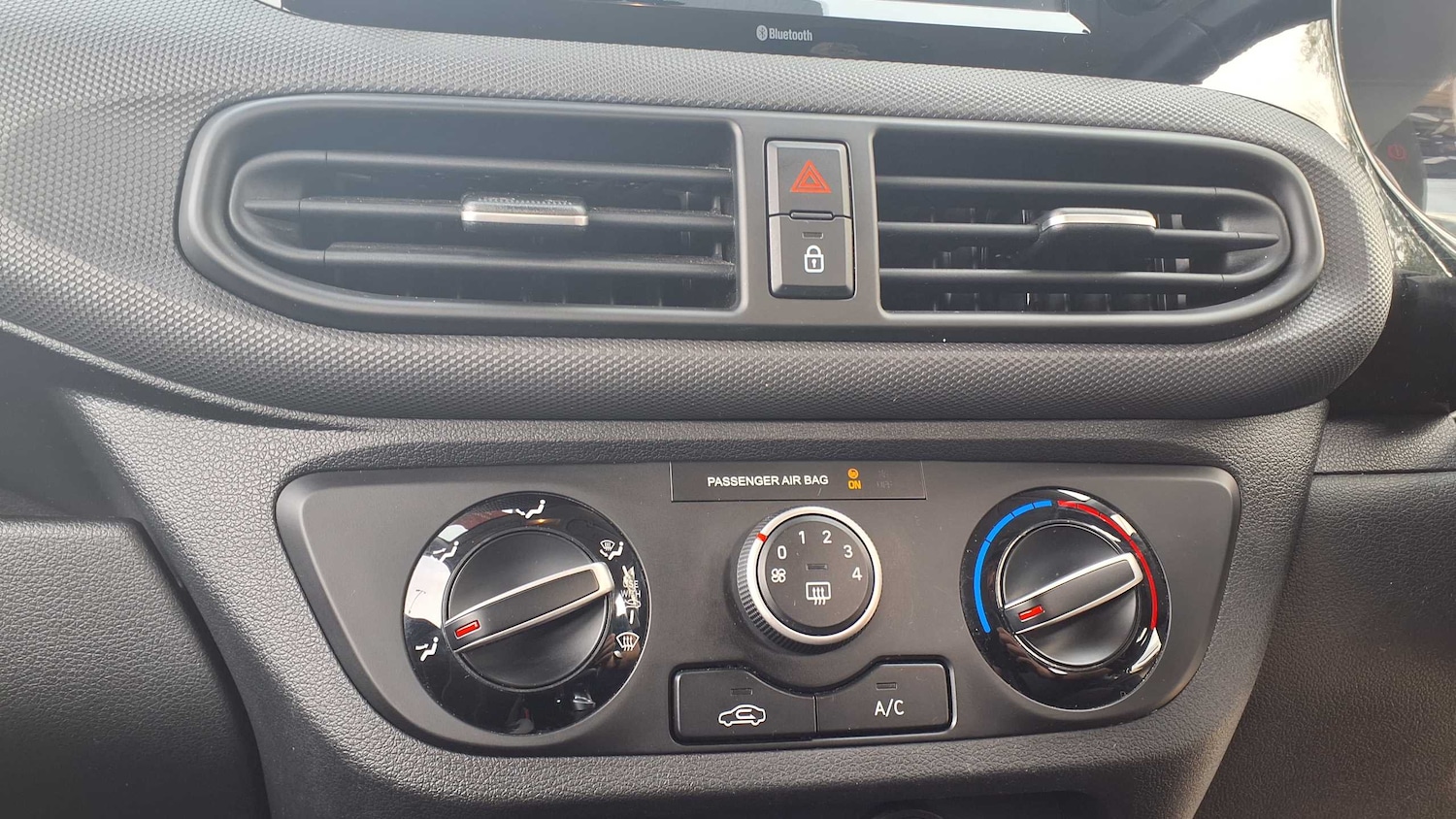 Used Hyundai i10 2022 for sale - 76063260: Photo 35