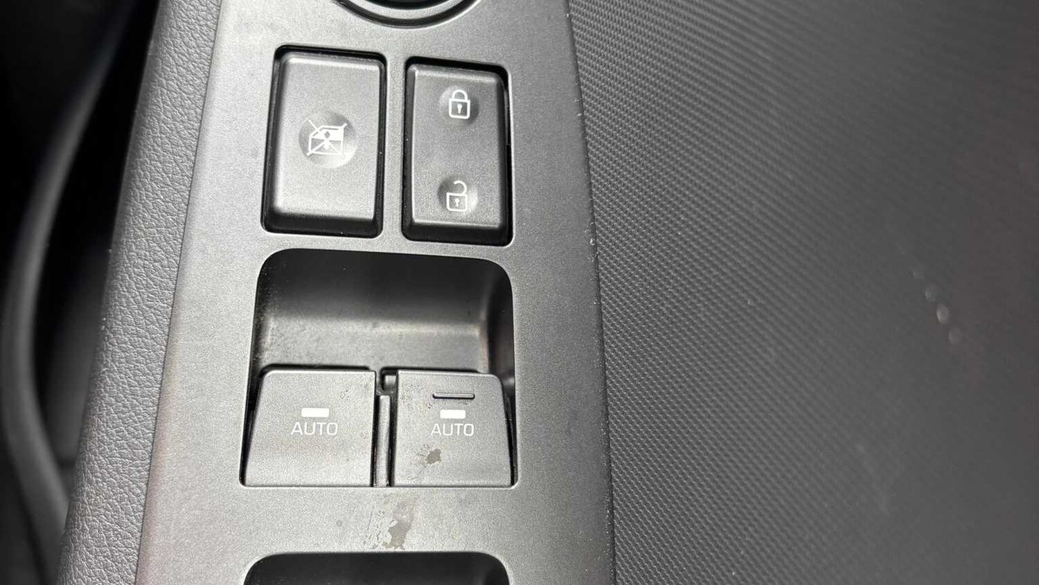 Used Hyundai IONIQ 2022 for sale - 76156254: Photo 24