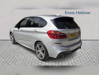 Used BMW 2 Series 2018 for sale - 79326431: Photo