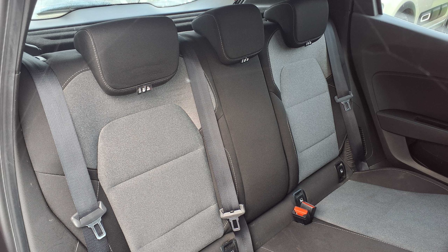 Used Renault Clio 2025 for sale - 76063248: Photo 6