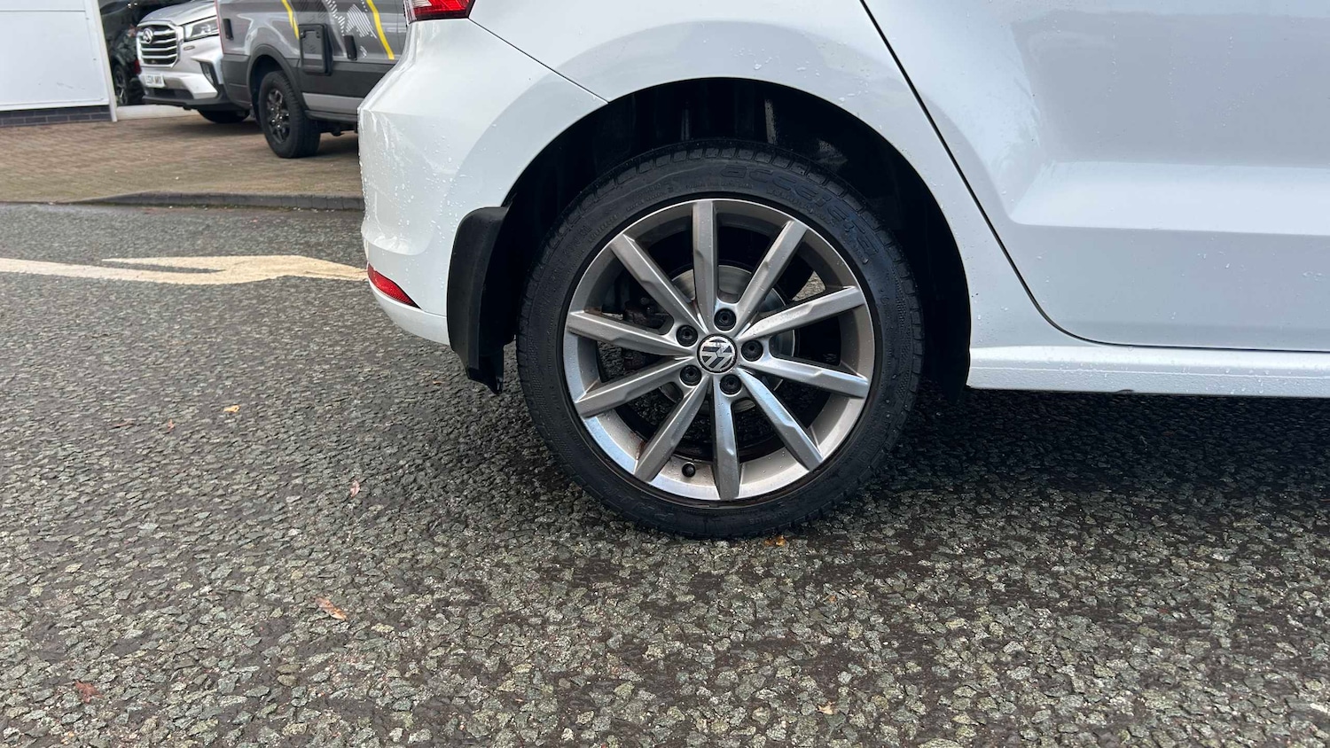 Used Volkswagen Polo 2015 for sale - 76523988: Photo 14