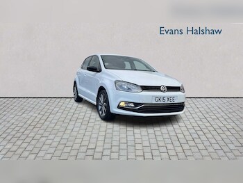 Used Volkswagen Polo 2015 for sale - 76523988: Photo