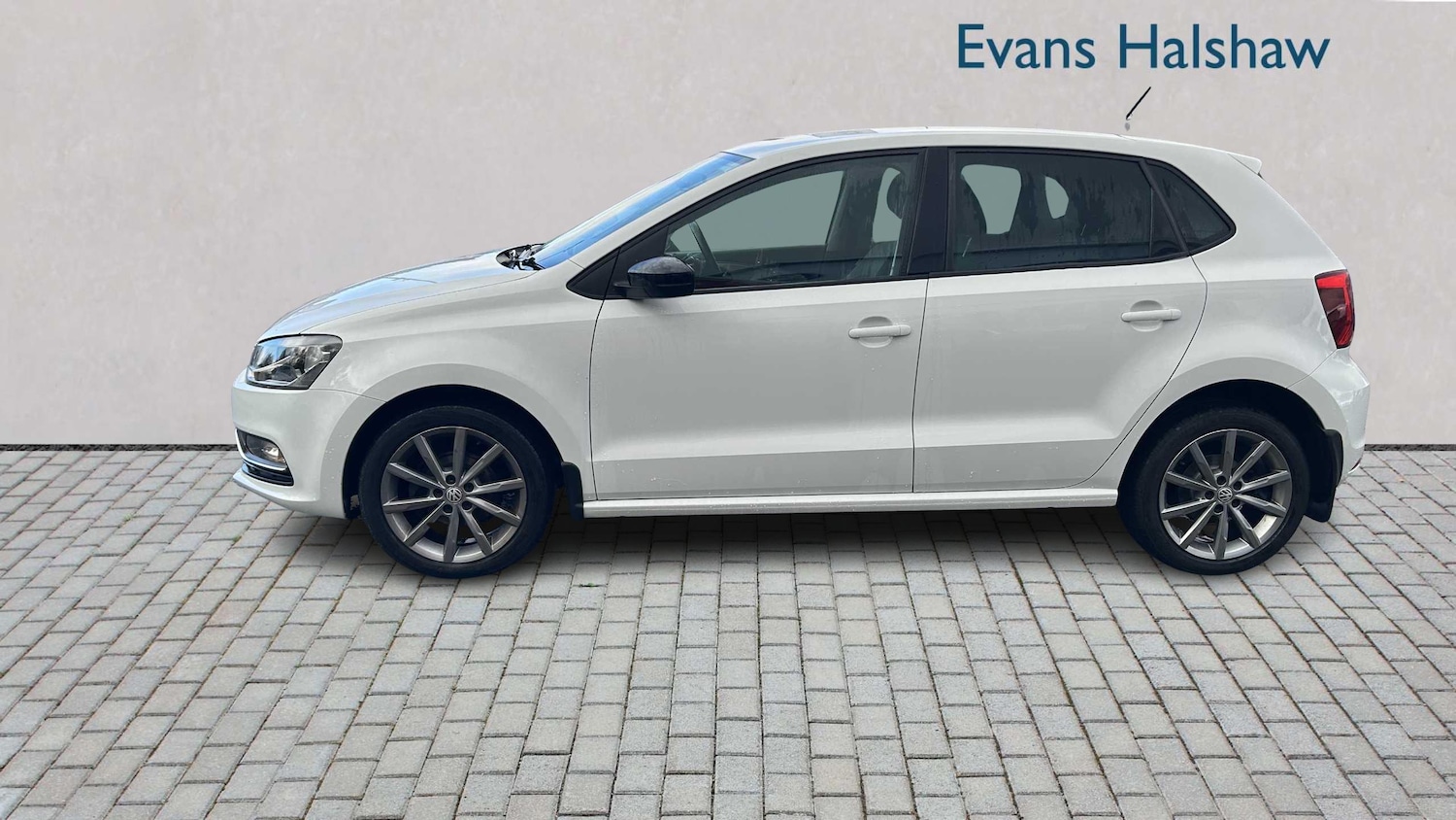 Used Volkswagen Polo 2015 for sale - 76523988: Photo 8