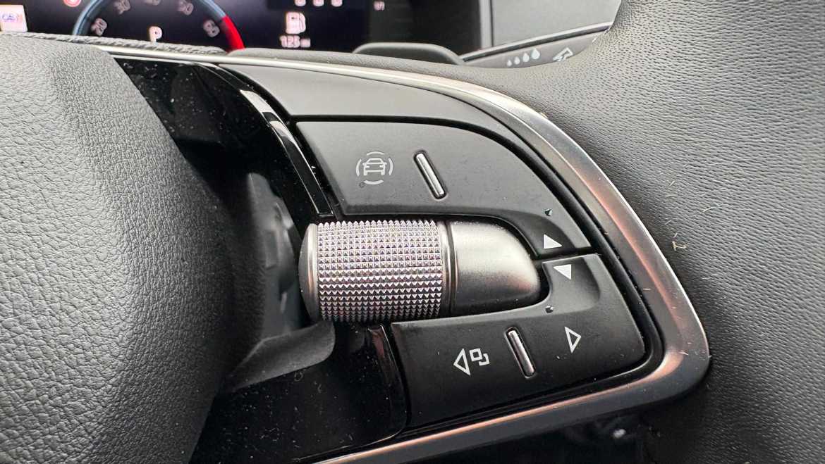 Used Skoda Karoq 2025 for sale - 77686677: Photo 27