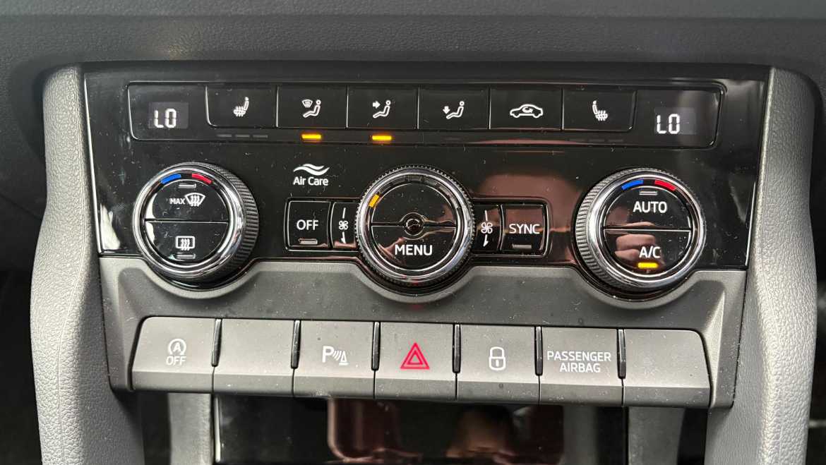 Used Skoda Karoq 2025 for sale - 77686677: Photo 29