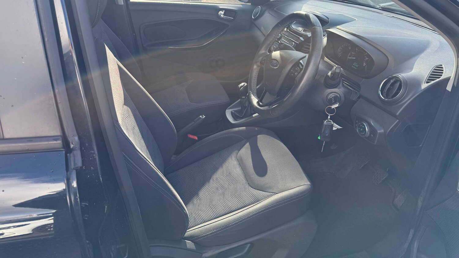 Used Ford Ka+ 2016 for sale - 76442439: Photo 15