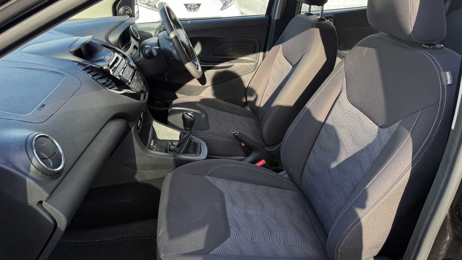 Used Ford Ka+ 2016 for sale - 76442439: Photo 17