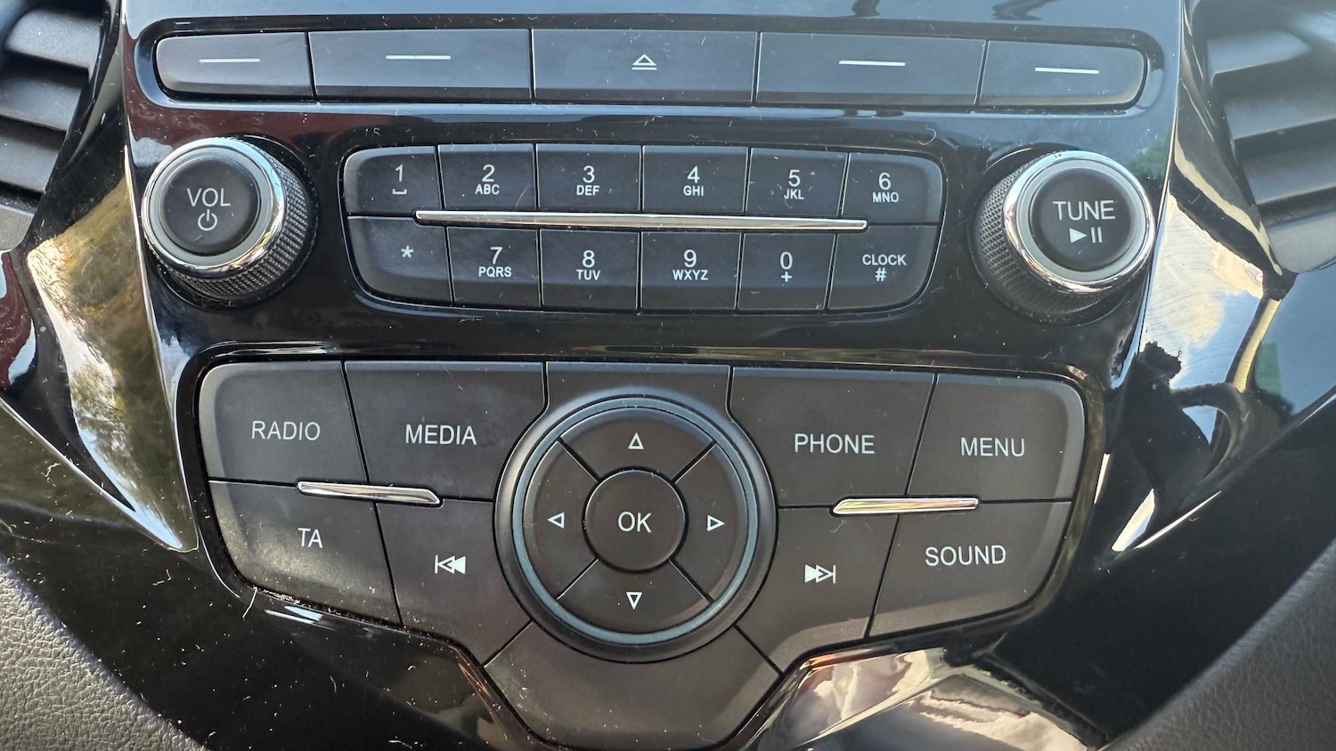 Used Ford Ka+ 2016 for sale - 76442439: Photo 28