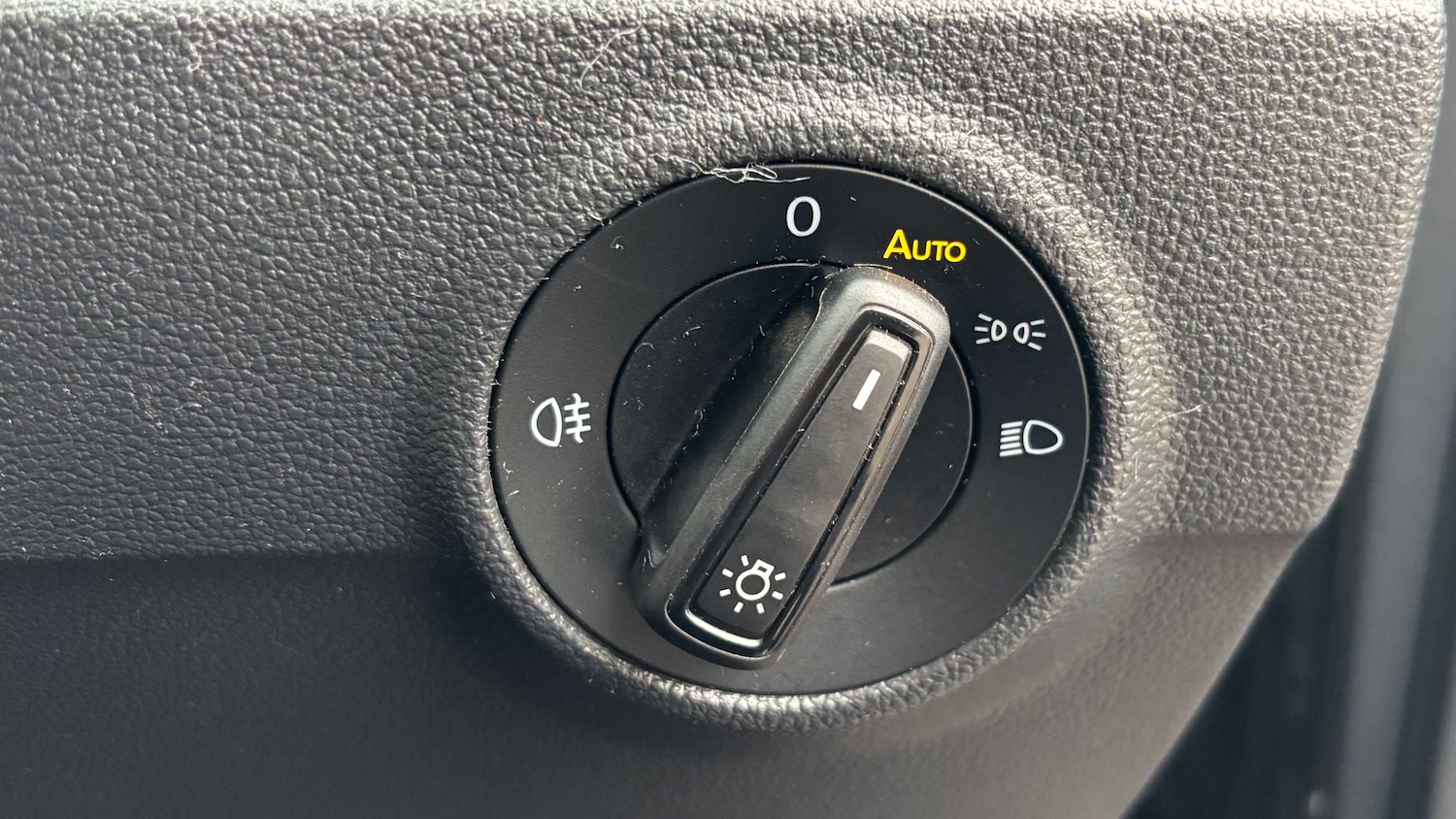 Used Volkswagen T-Roc 2023 for sale - 76501781: Photo 23