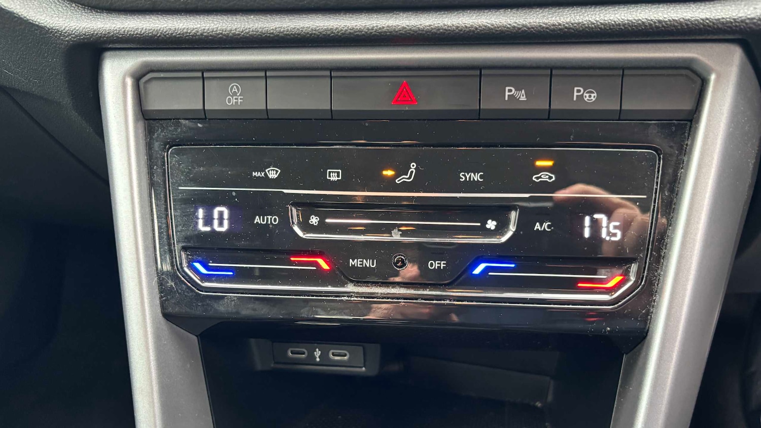 Used Volkswagen T-Roc 2023 for sale - 76501781: Photo 31