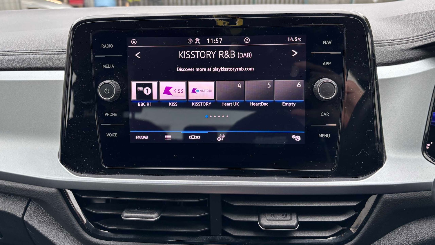 Used Volkswagen T-Roc 2023 for sale - 76501781: Photo 32