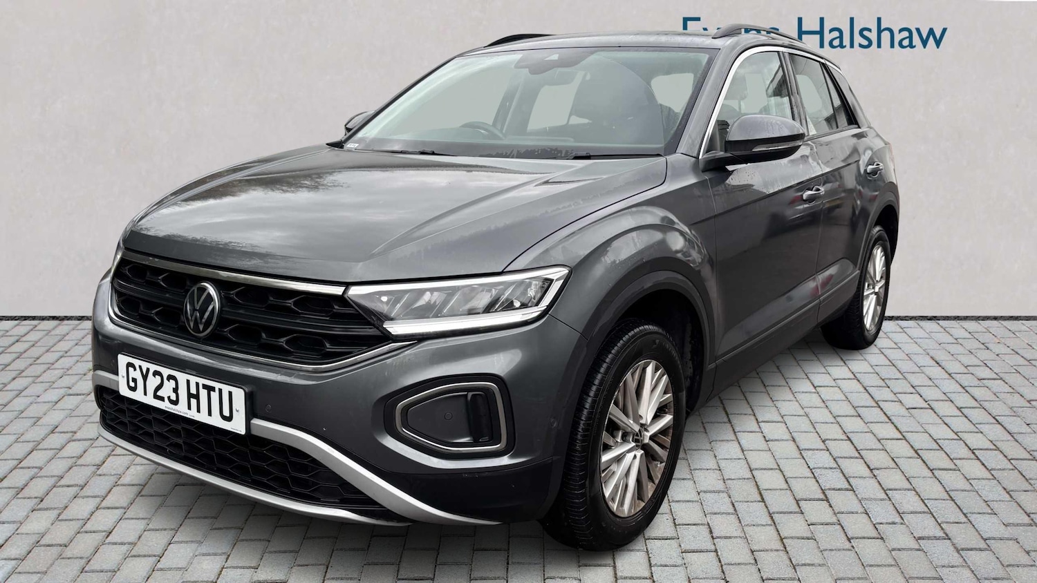 Used Volkswagen T-Roc 2023 for sale - 76501781: Photo 6