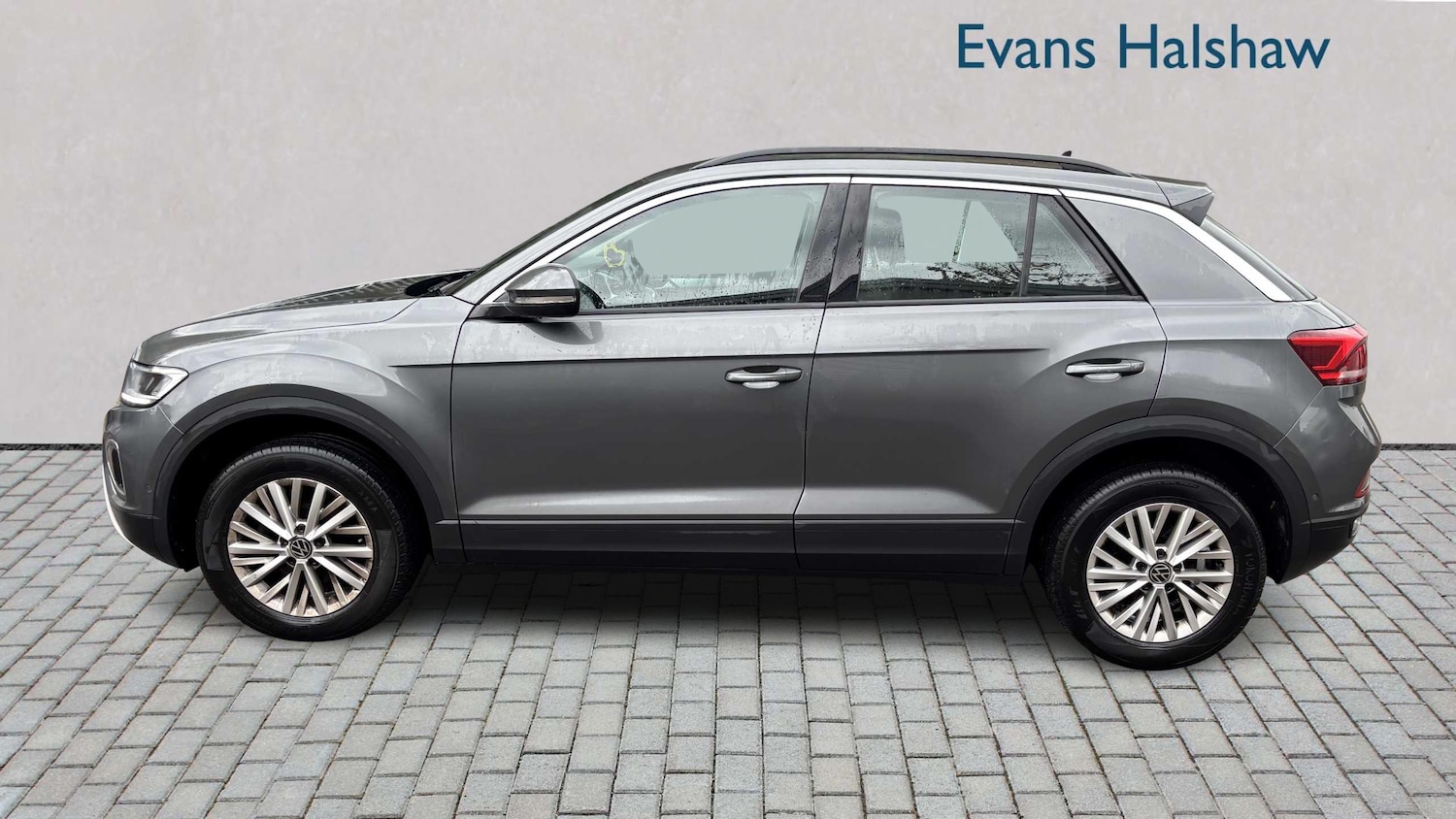 Used Volkswagen T-Roc 2023 for sale - 76501781: Photo 7