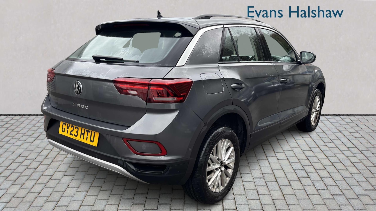 Used Volkswagen T-Roc 2023 for sale - 76501781: Photo 9