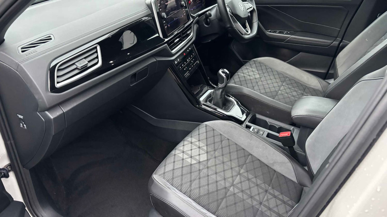 Used Volkswagen T-Roc 2022 for sale - 77044172: Photo 13