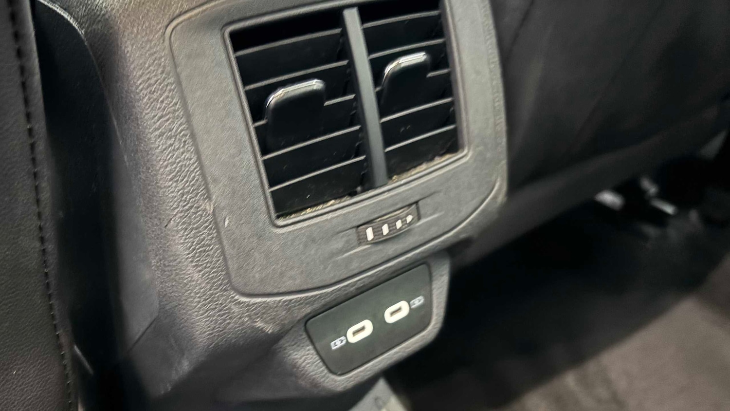 Used Volkswagen T-Roc 2022 for sale - 77044172: Photo 14