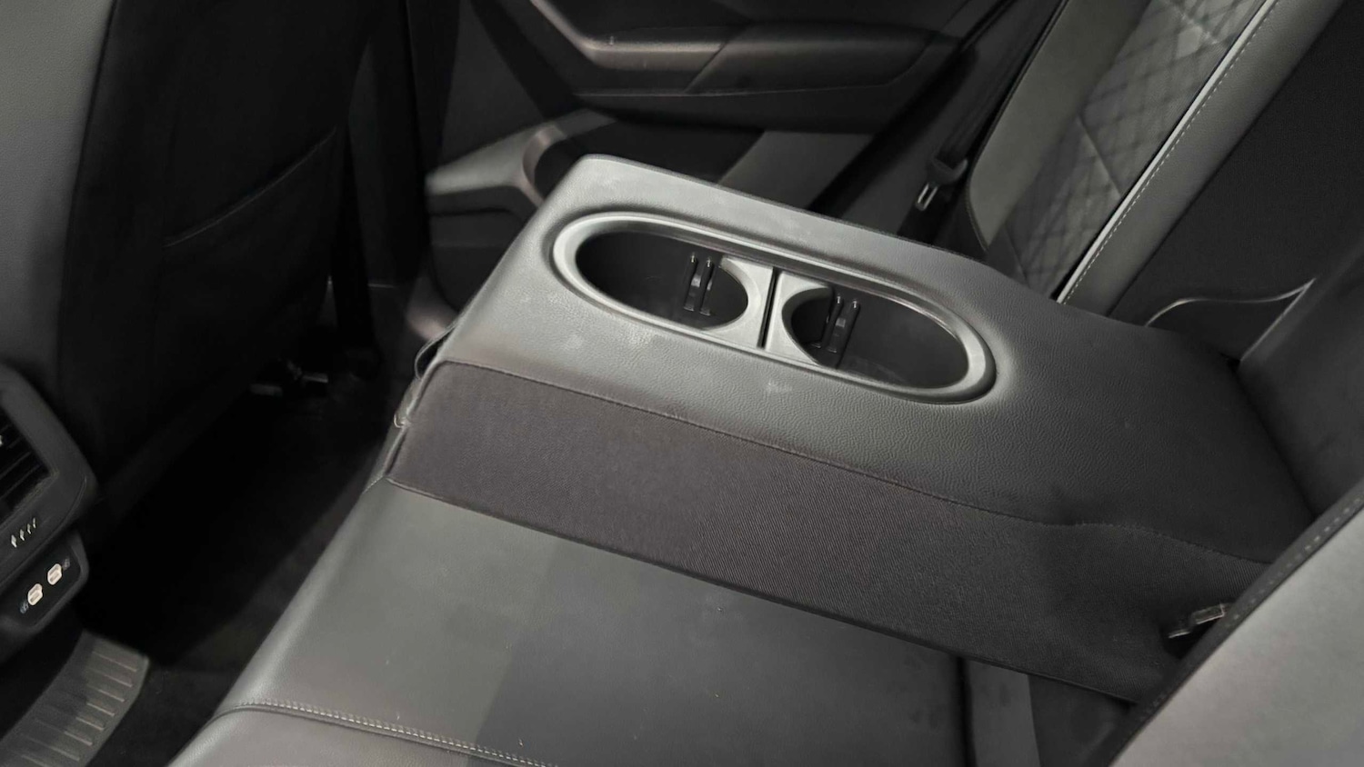 Used Volkswagen T-Roc 2022 for sale - 77044172: Photo 16