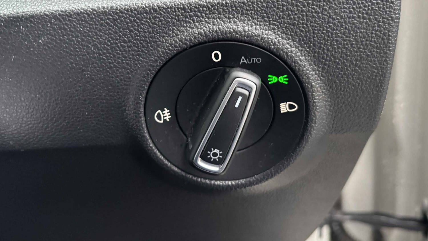 Used Volkswagen T-Roc 2022 for sale - 77044172: Photo 23