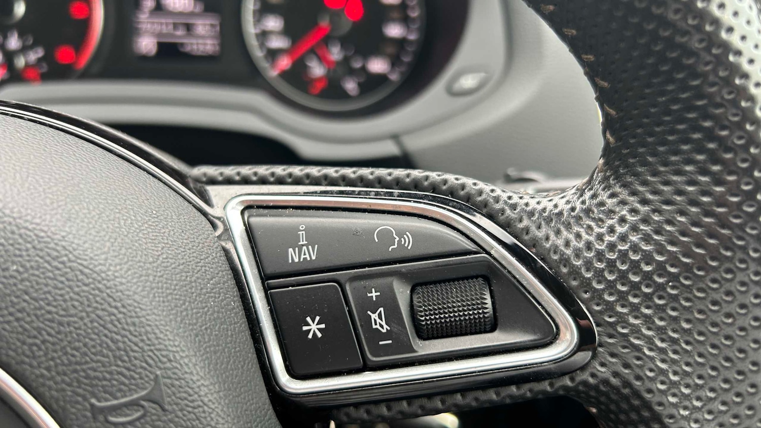 Used Audi Q3 2018 for sale - 77686653: Photo 25