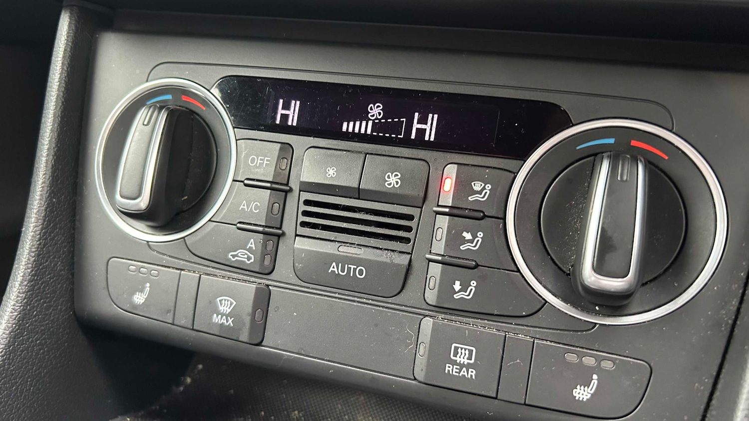 Used Audi Q3 2018 for sale - 77686653: Photo 31