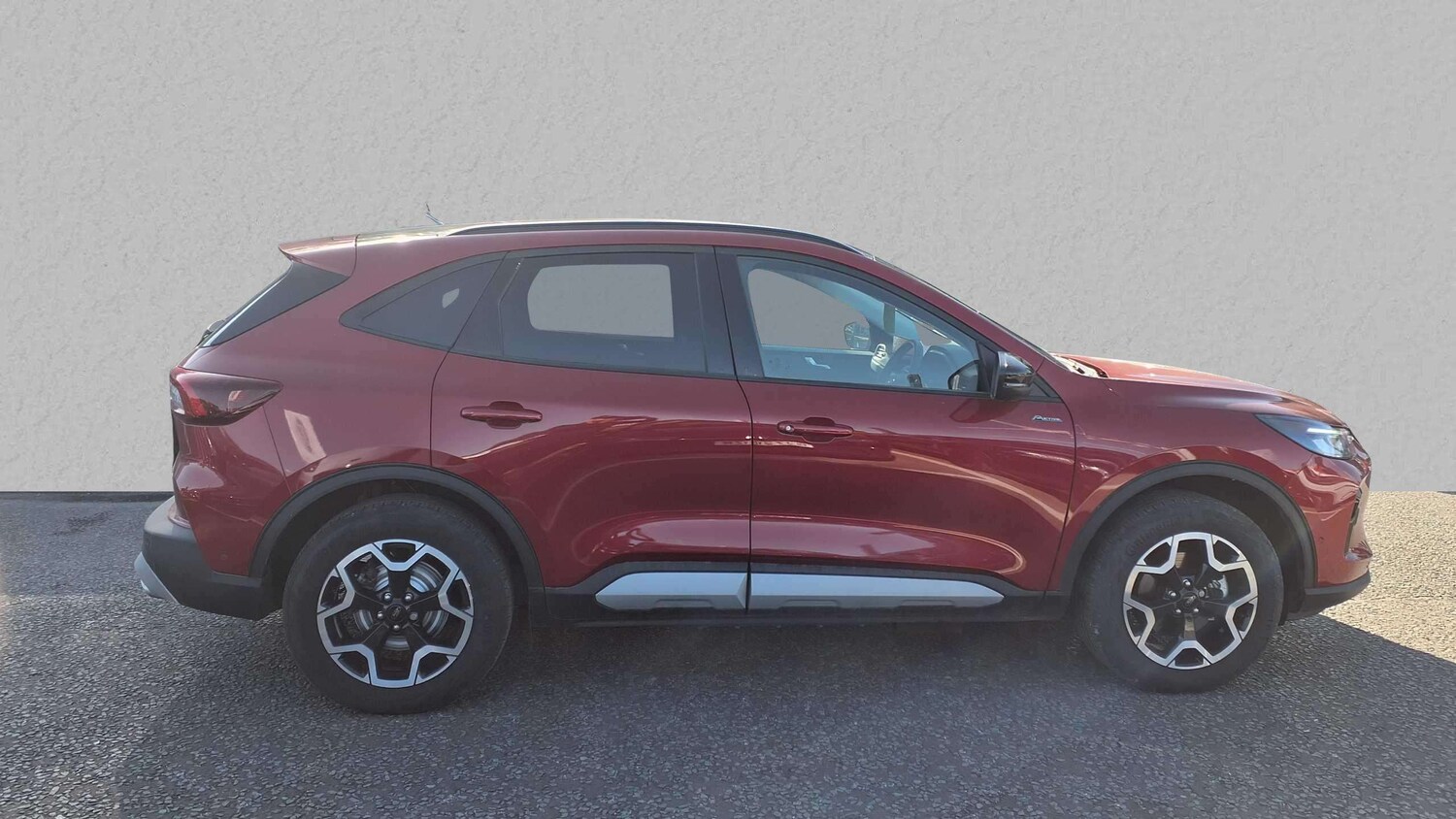 Used Ford Kuga 2024 for sale - 76075373: Photo 4